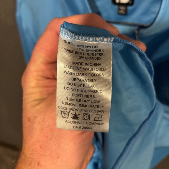 FootJoy Men's Blue Sweater - Picture 6 of 6